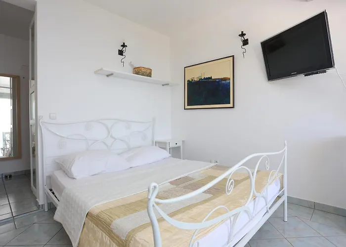 Lokva Rogoznica 13226a Апартаменты *