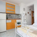 Lokva Rogoznica 13226a *